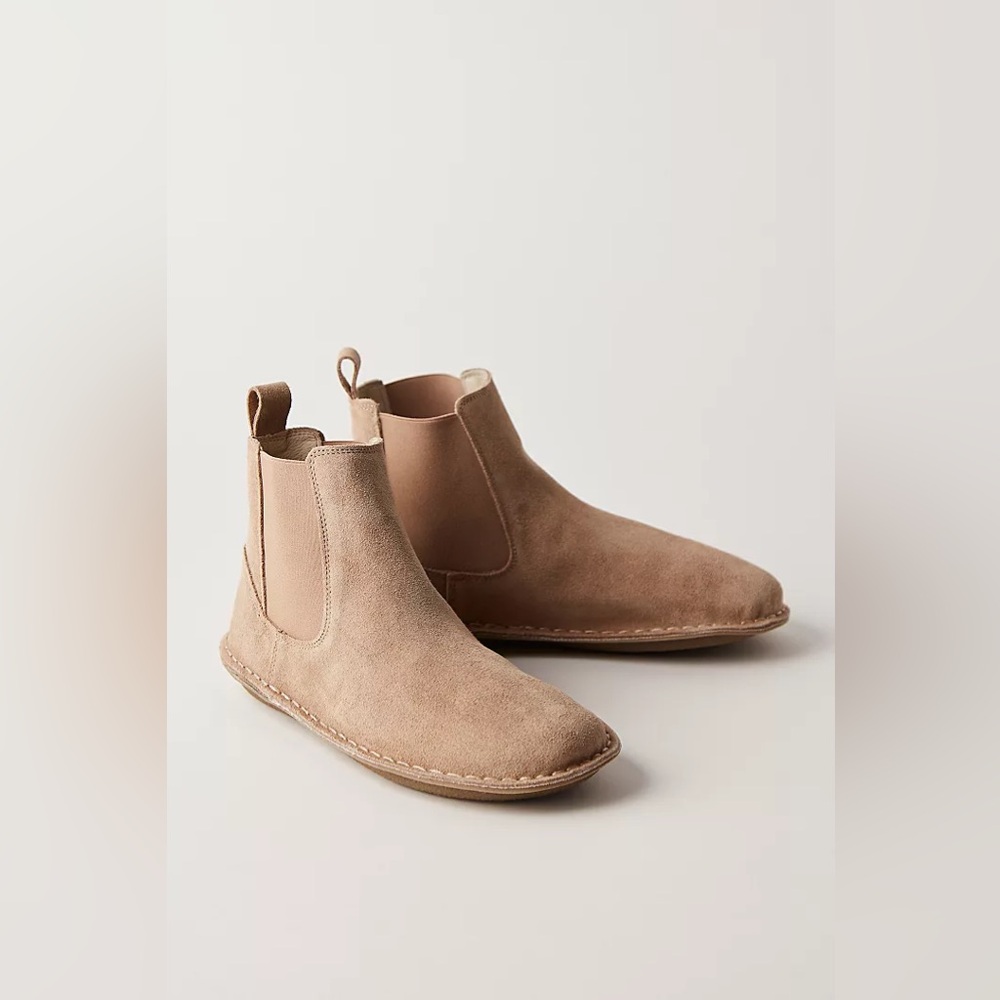 New VIBAe x Anthropologie Free People Helsinki Chelsea Boots Shoes sz 8/38